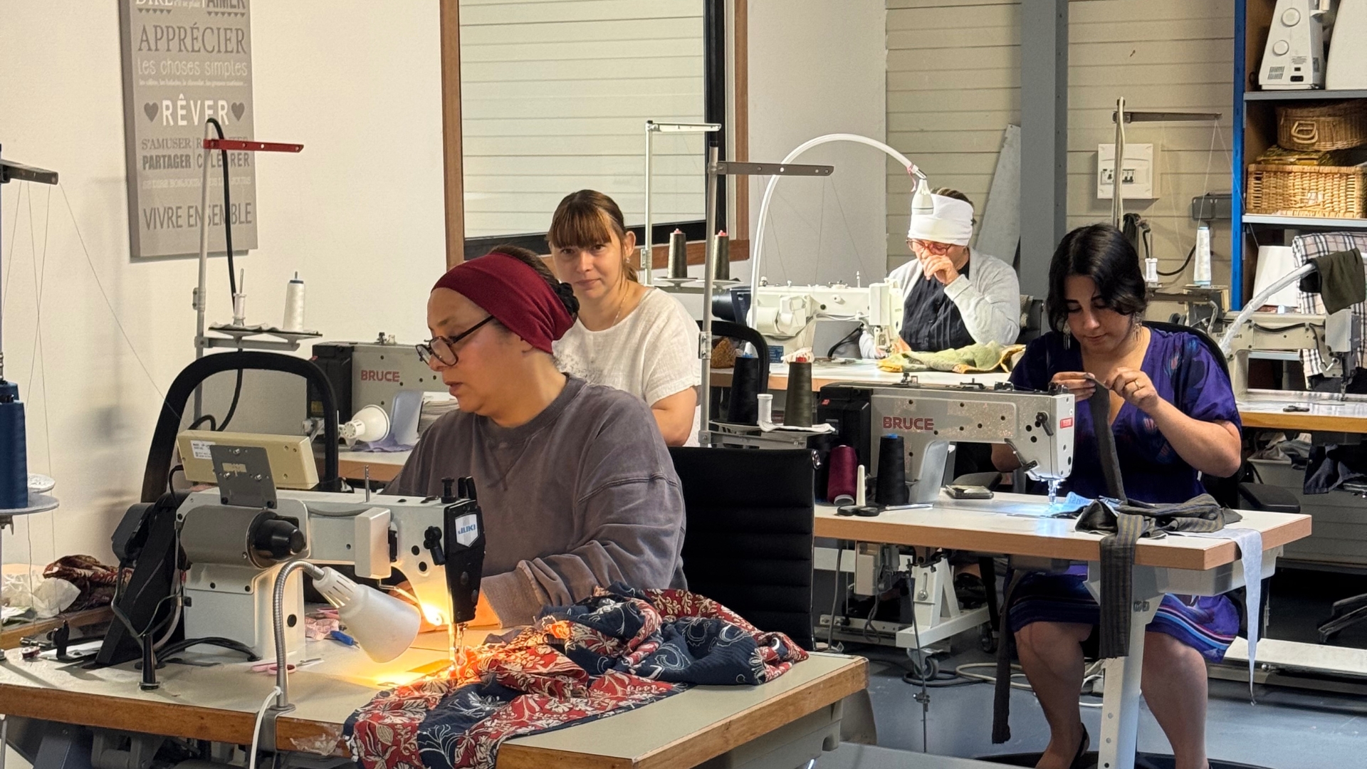 Équipe inclusive au travail